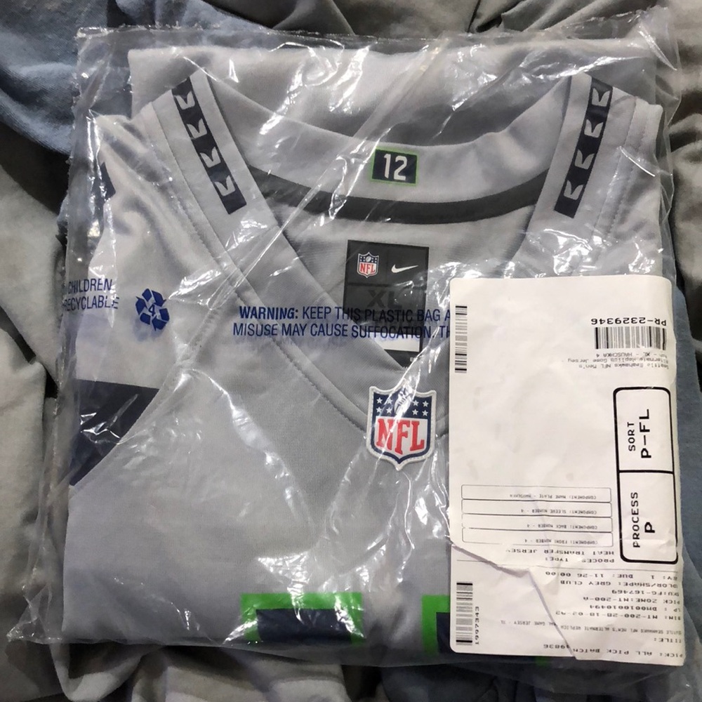 Unopened Seahawks jersey
